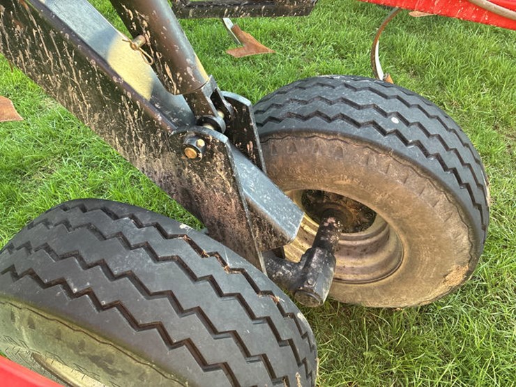 case-ih-200-image-43