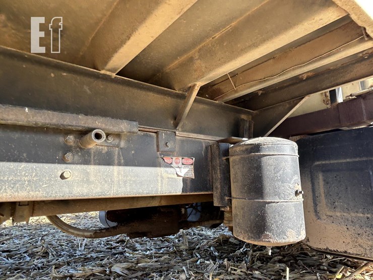 1985-international-s2500-image-53