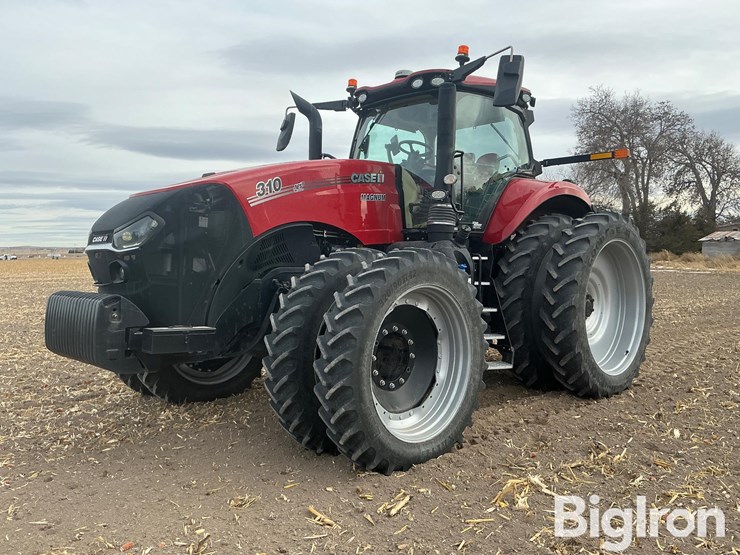 2022-case-ih-magnum-310-image-1