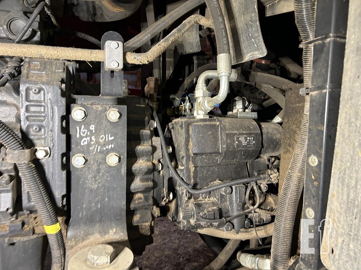 2018-case-ih-wd2504-image-60