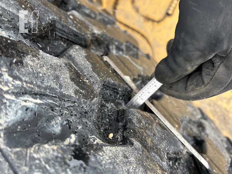 2016-caterpillar-259d-image-28