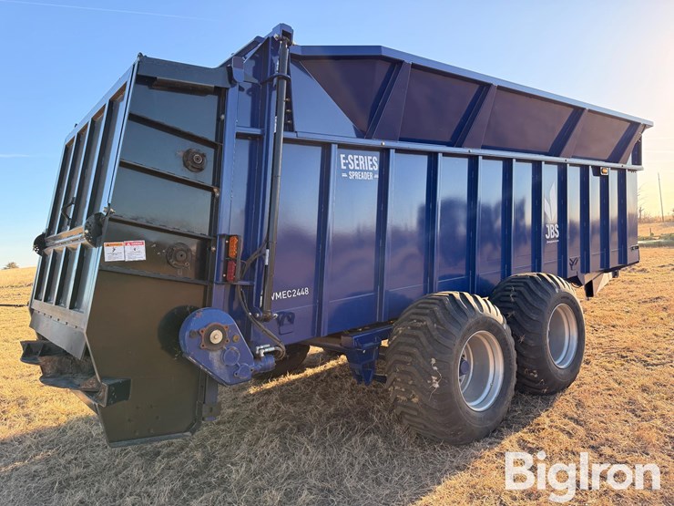 2022-jbs-vmec2448-3-t/a-manure-spreader-image-5