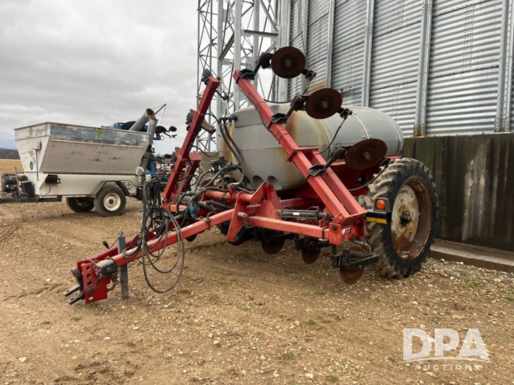 case-ih-2800-image-1