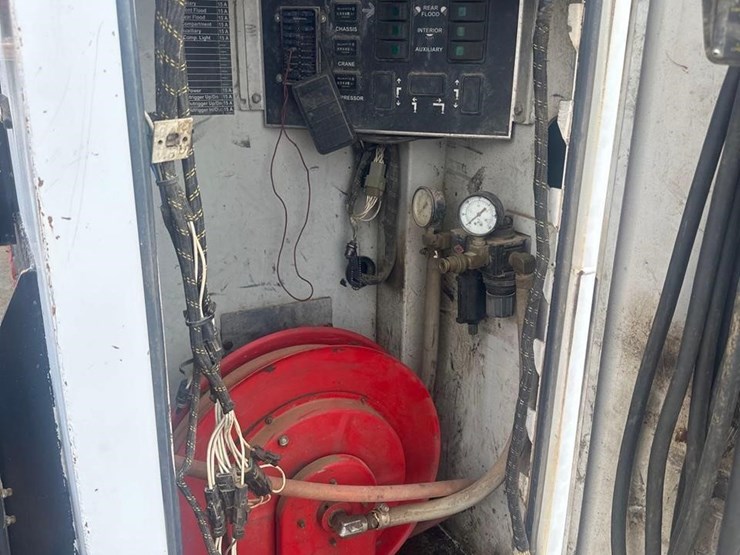 2005-ford-f650-sd-image-16