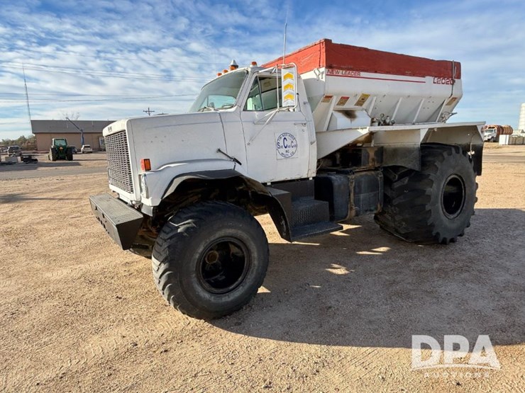 1981-new-leader-l2020-image-12