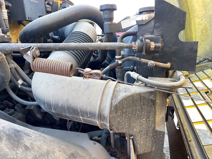 international-4700-image-49