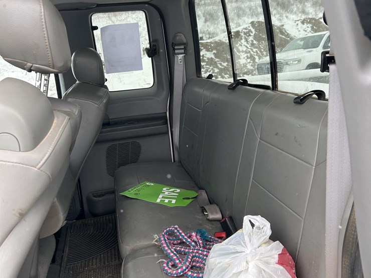 2004-ford-f250-image-16