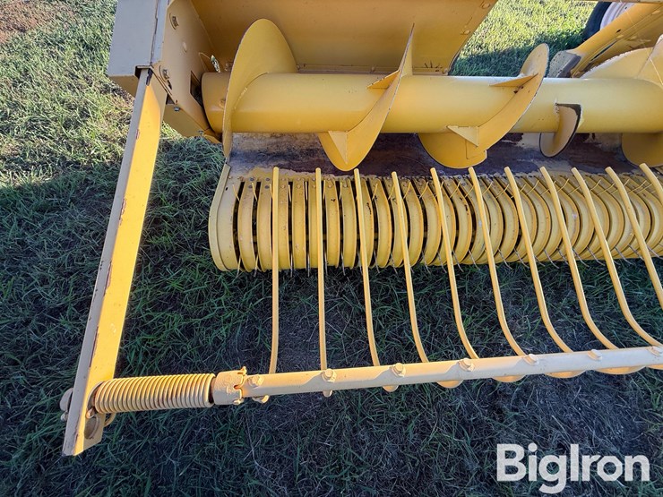 new-holland-27p-image-12