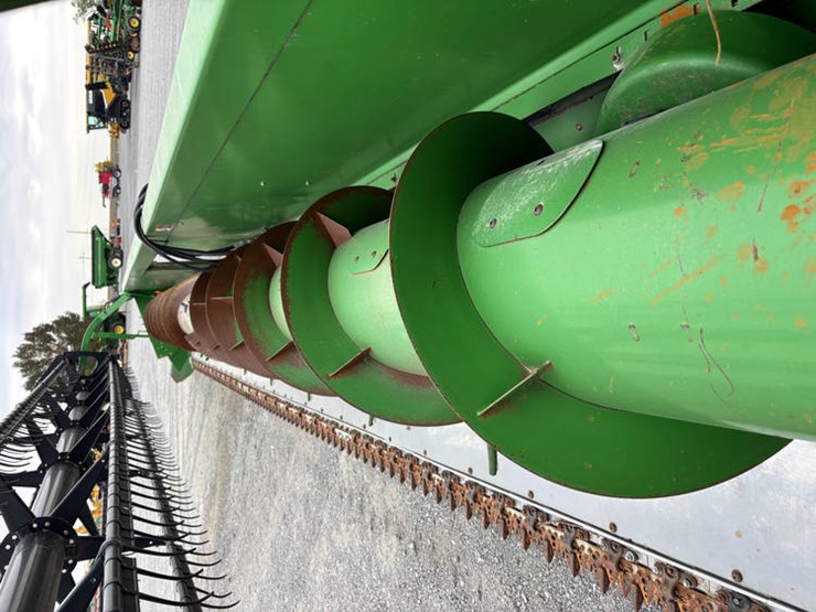 john-deere-630f-image-5