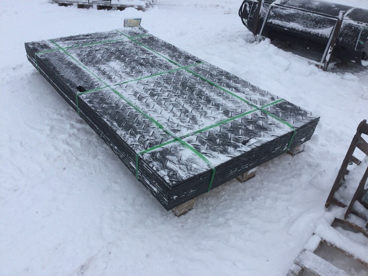 #4548-•-unused-(12)-jobsite-mats-image-3