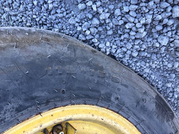 john-deere-726-image-22