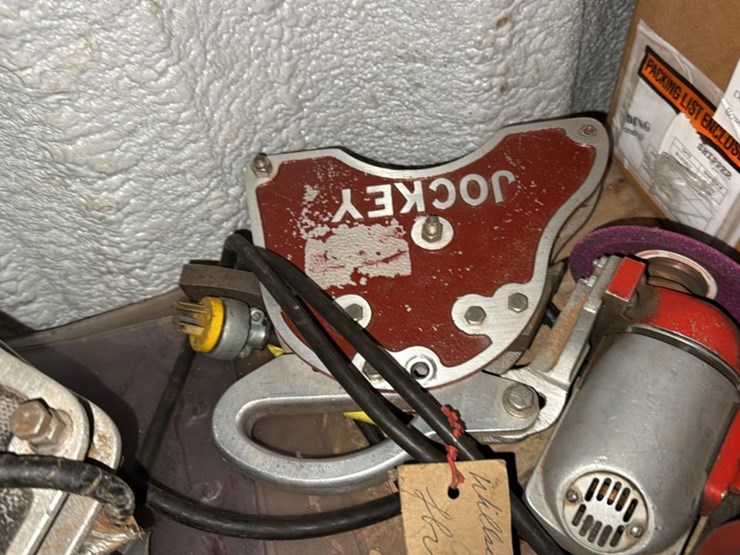 #168-•-contents-of-shelf-one-and-two*-image-17