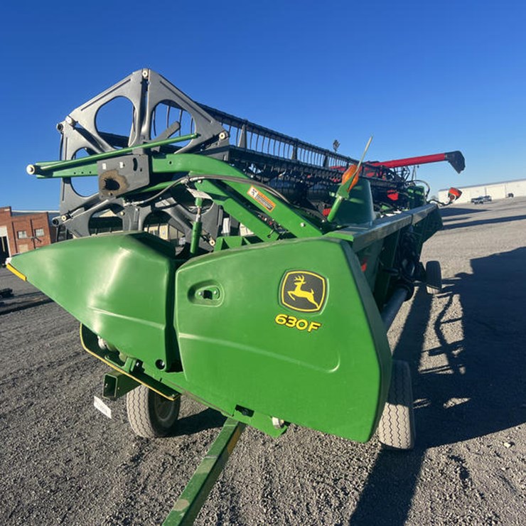 2012 JOHN DEERE 630F