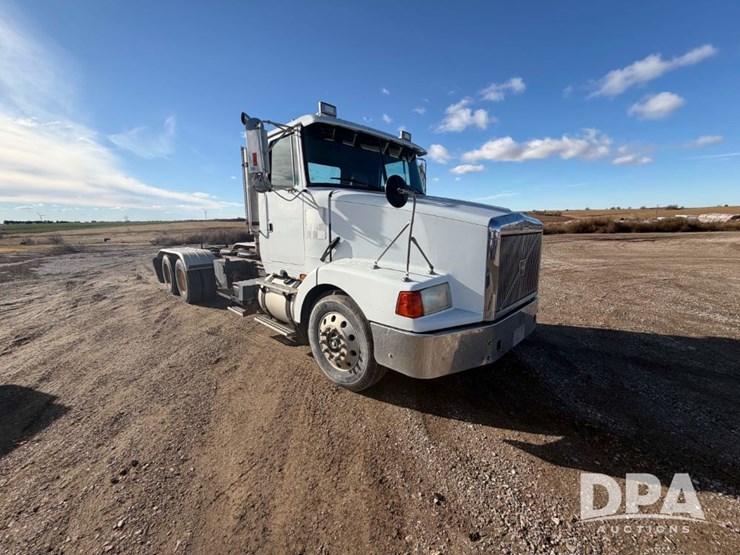 1997-volvo-f16-image-5