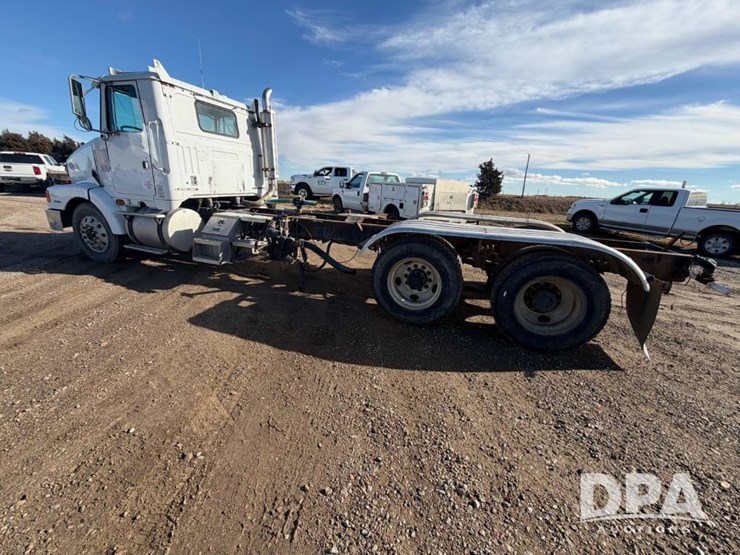 1997-volvo-f16-image-15