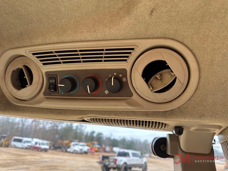 john-deere-5085m-image-15