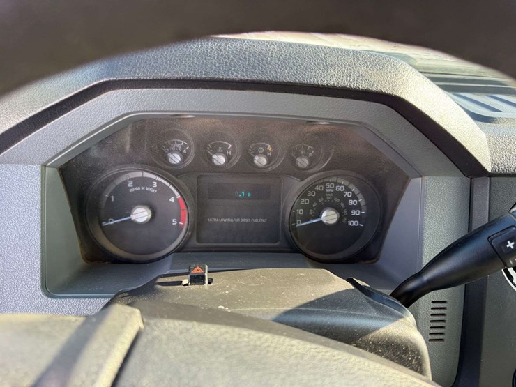 2012-ford-f550-image-28