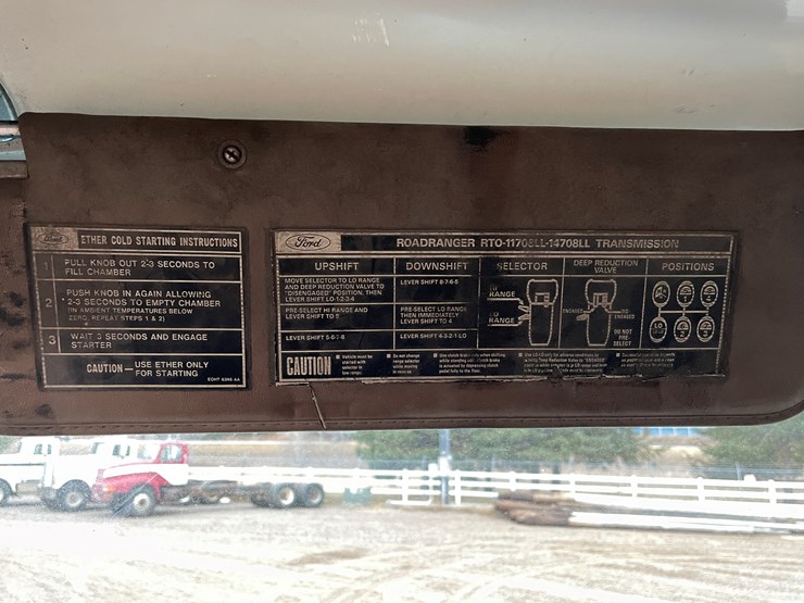 #1134-•-1993-ford-sheetrock-boom-truck-(has-mn-title)-image-55