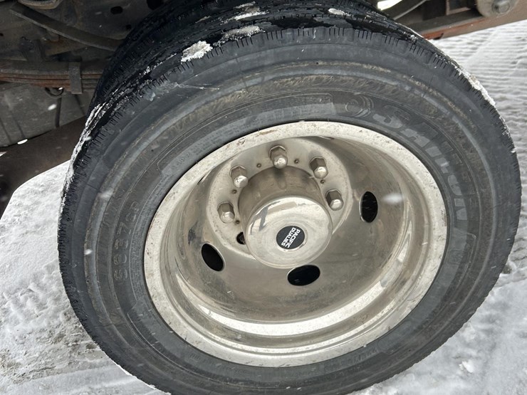 2001-ford-f450-xl-image-32