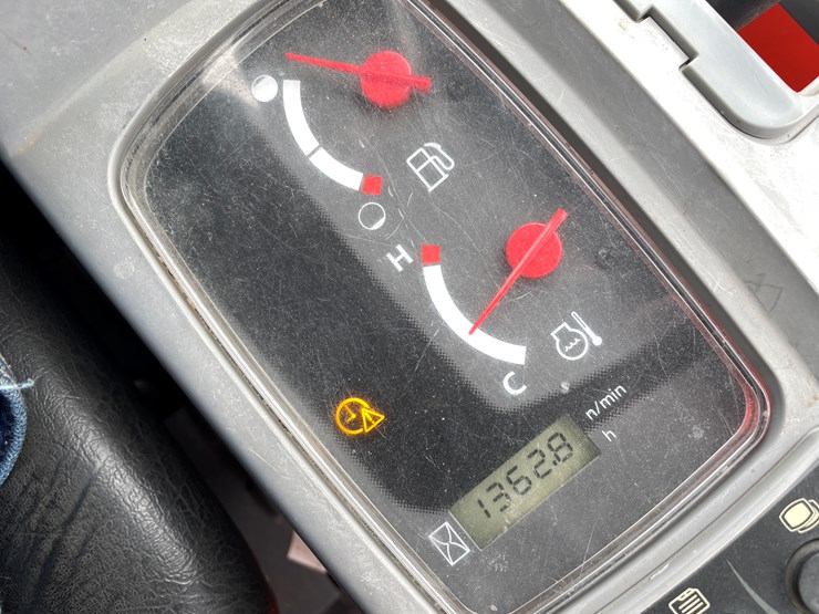 kubota-kx71-image-18