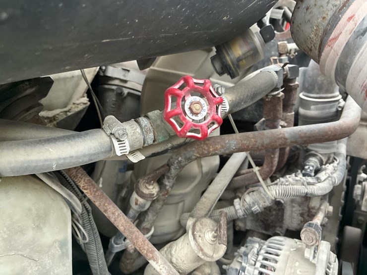 case-ih-8100-image-62