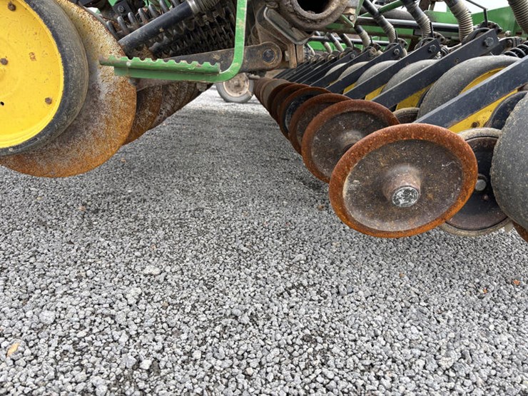 john-deere-750-image-20