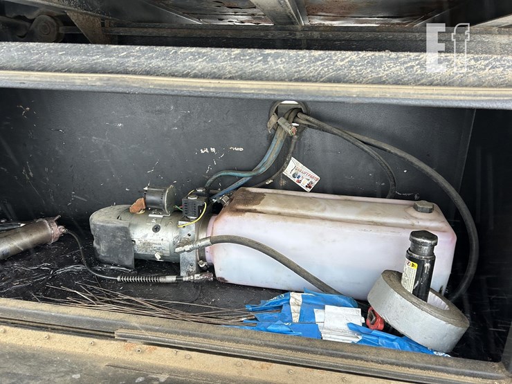 ford-f550-xl-image-28