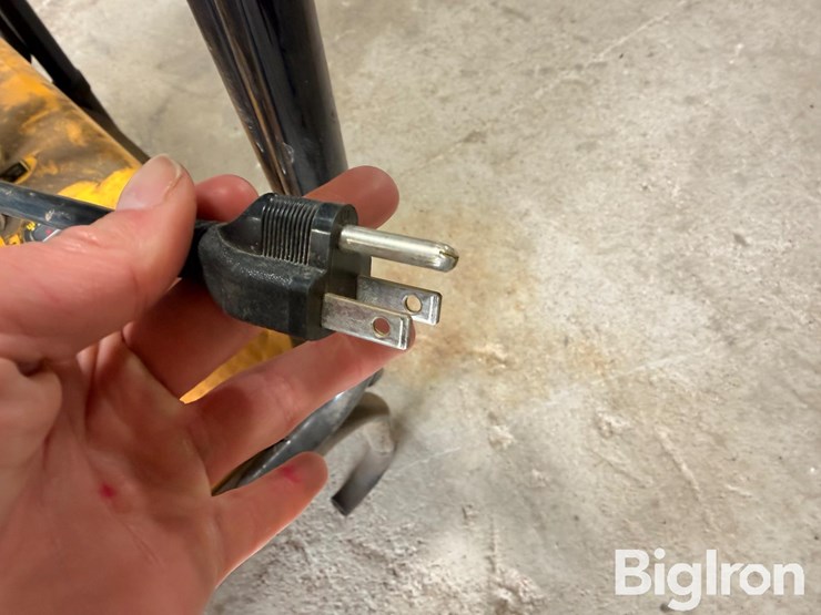 val6-kbe56-infrared-oil-heater-image-13