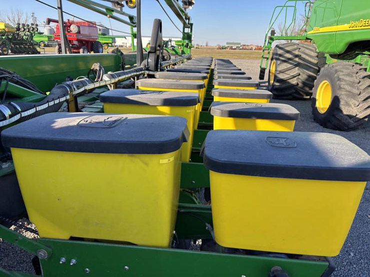 john-deere-db80-image-35