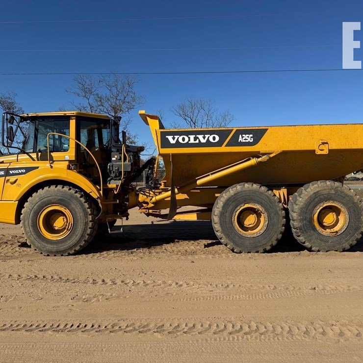 2014 VOLVO A25G