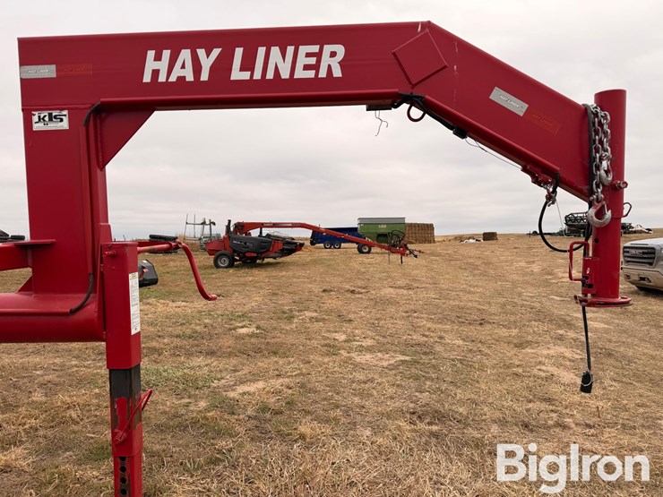 2023-hayliner-42gn-8-bale-dump-wagon-image-14