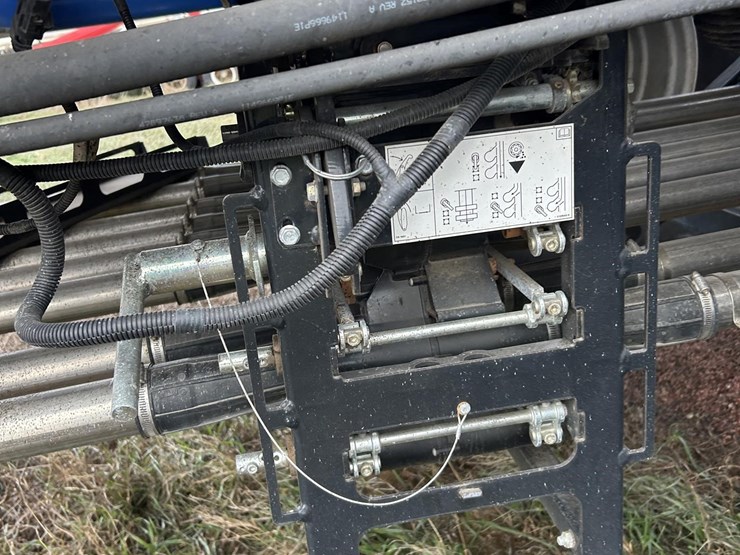 new-holland-p2080-image-131