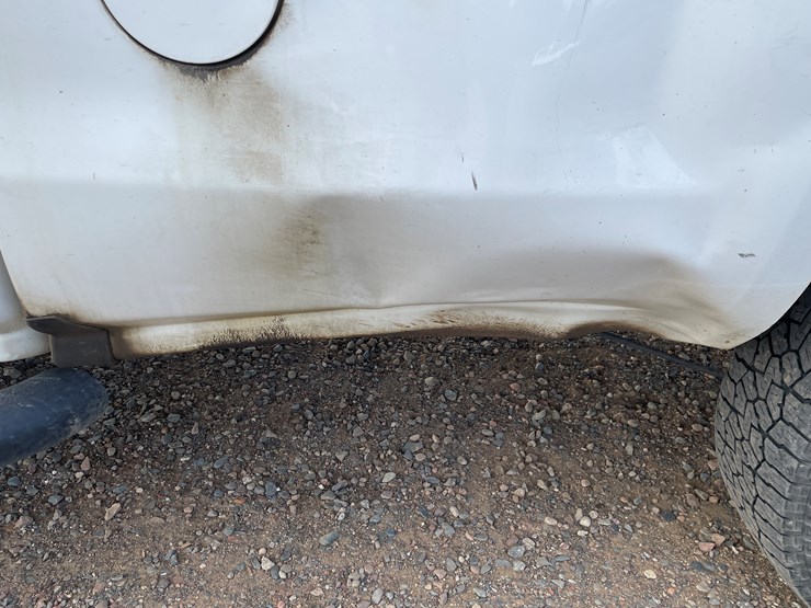 #1123-•-2019-chevrolet-silverado-pickup-truck(has-mn-title)-image-12