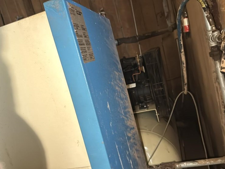 #111-•-donaldson-air-dryer-image-4