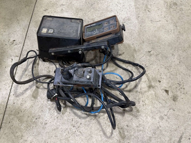 john-deere-7200-image-1