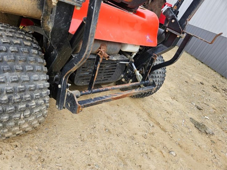 #3036-•-smithco-super-star-sand-trap-rake-image-30