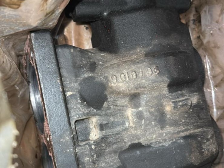 #176-•-contents-of-shelf-6*-image-8