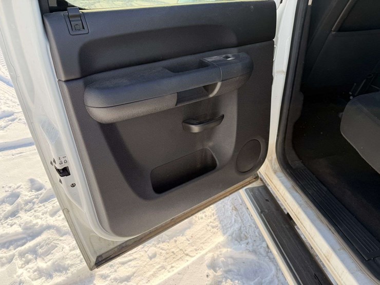 2013-chevrolet-silverado-1500-lt-image-47