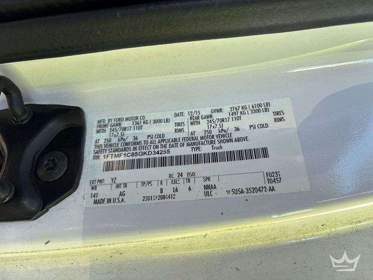 2016-ford-f150-image-5