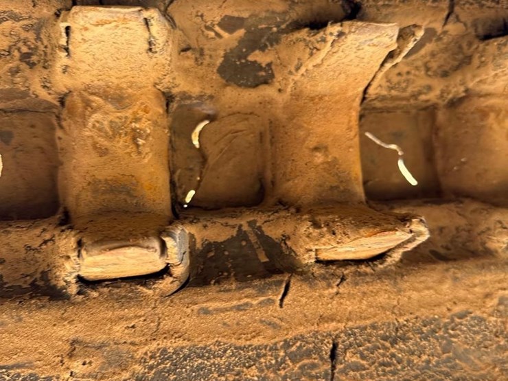 2021-deere-331g-image-16