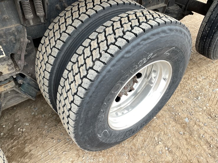 #1130-•-2005-international-5500i-6x4-dump-truck-(has-mn-title)-image-27