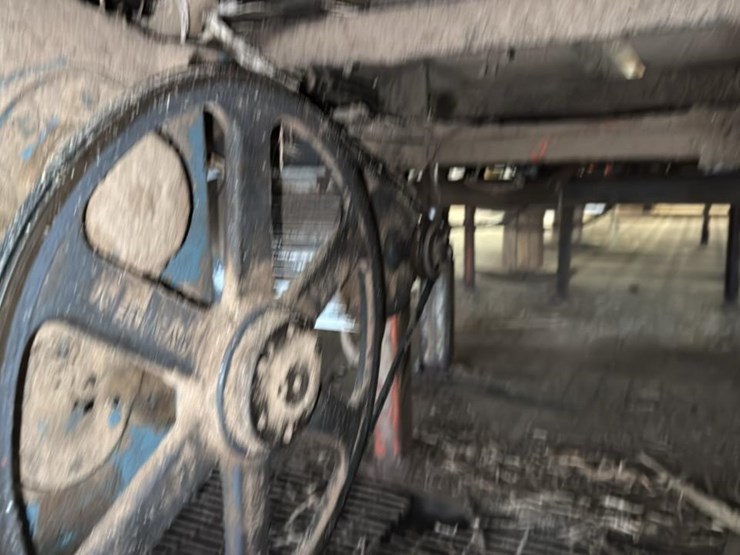 #104-•-green-chain-image-7