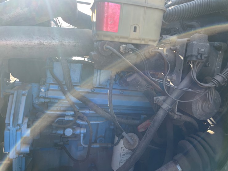 international-4700-image-29