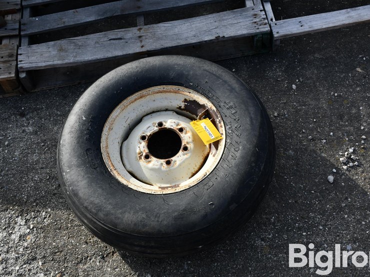 firestone-9.5l-15-tire-on-6-bolt-rim-image-4