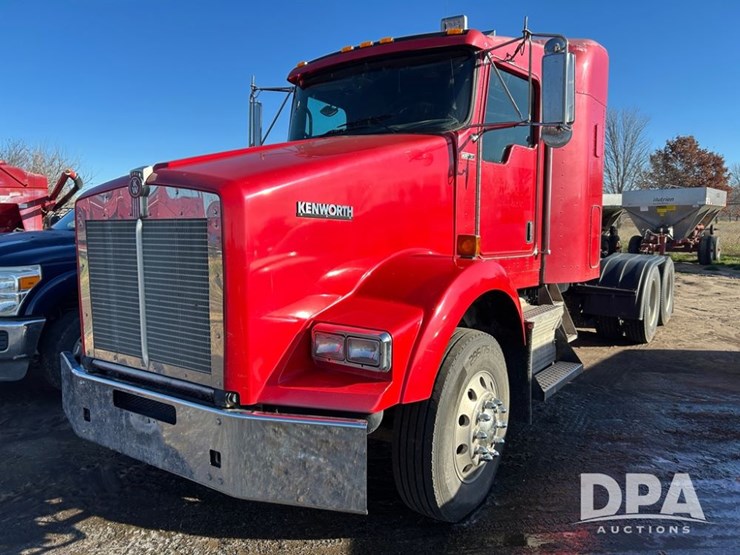 2009-kenworth-t800-image-1