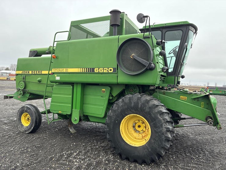 john-deere-6620-titan-ii-image-8