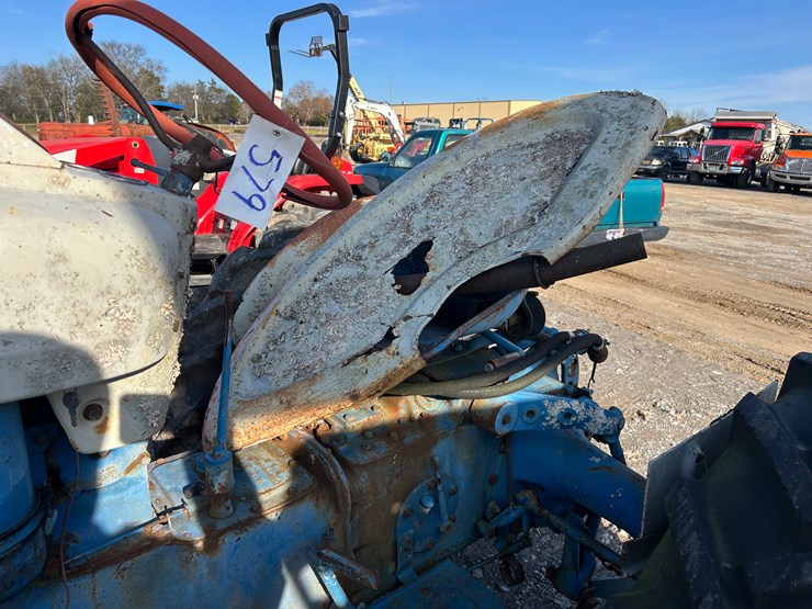 ford-tractor-image-8