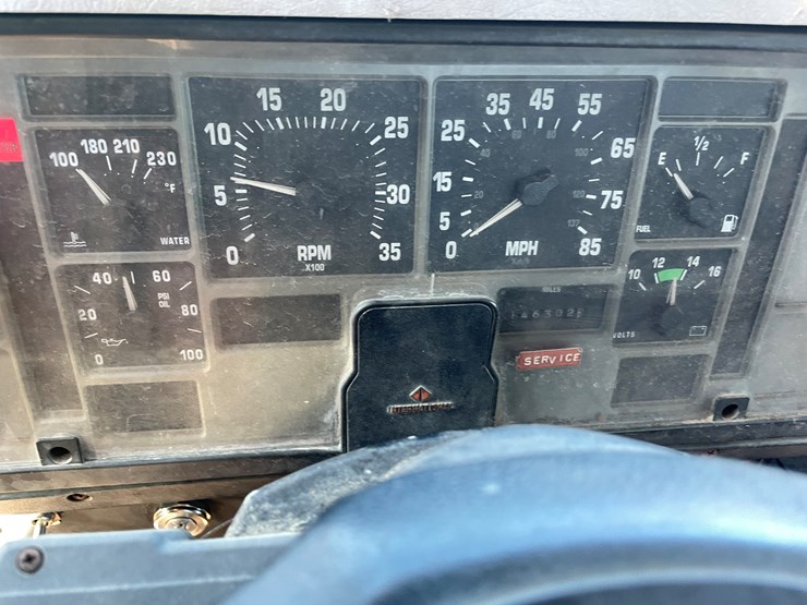 international-4700-image-31