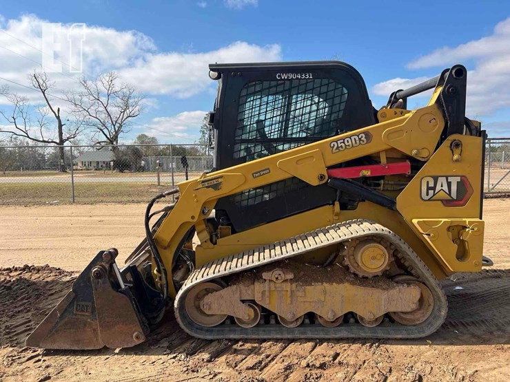 2020-caterpillar-259d3-image-1