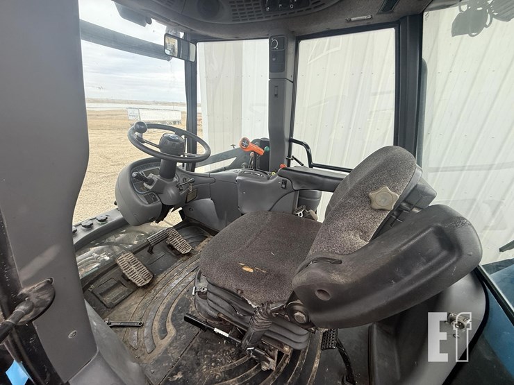 1998-new-holland-tv140-image-13